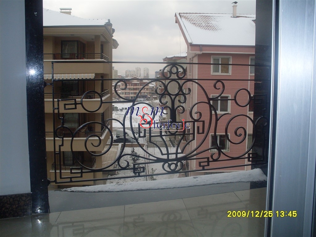 FERFORJE BALKON KORKULUK