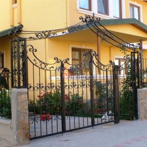 005 FERFORJE BAHÇE GİRİŞ KAPI ÜSTÜ TAÇ